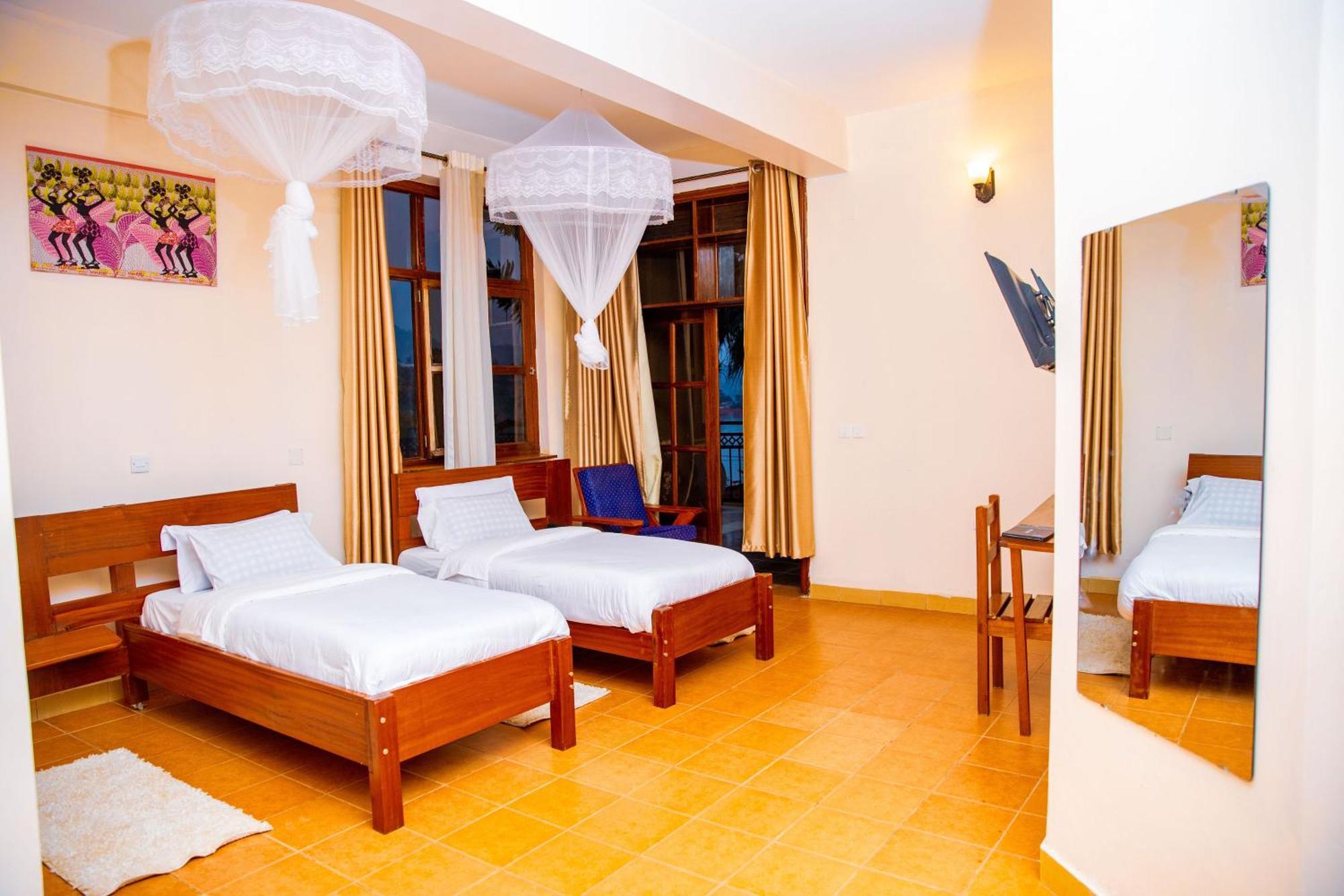 Kivu Hilltop View Resort Гисеньи Экстерьер фото