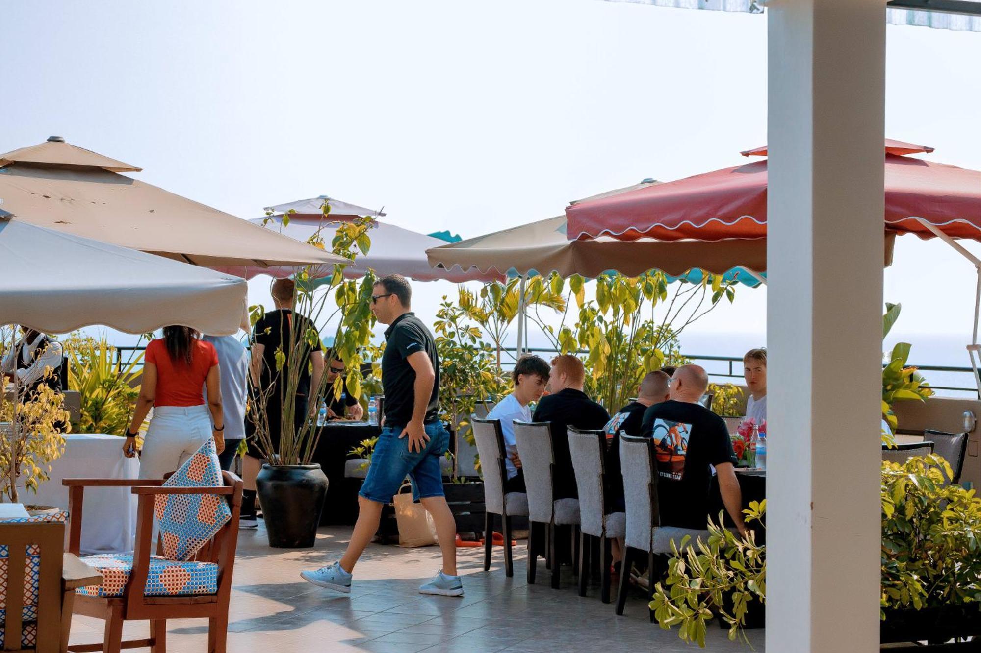 Kivu Hilltop View Resort Гисеньи Экстерьер фото